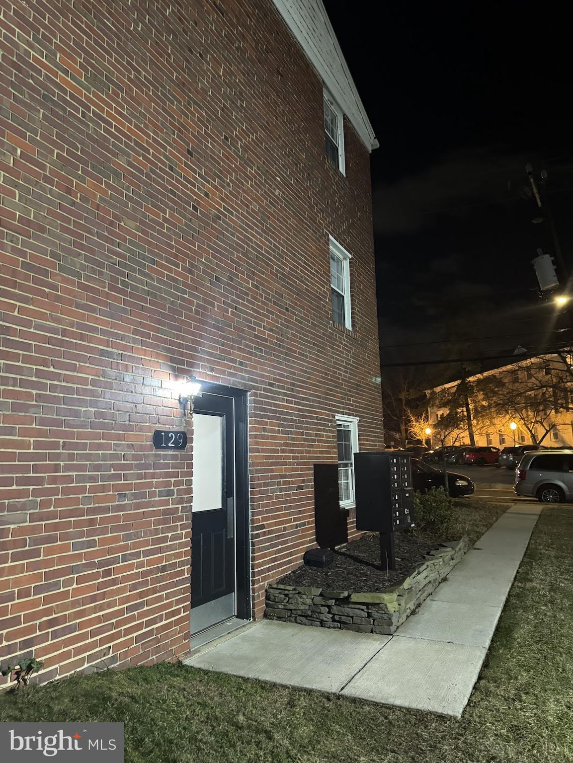 129 South Courthouse Road, Unit 9 Arlington, VA 22204 - Photo 12 of 12 a view of a porch