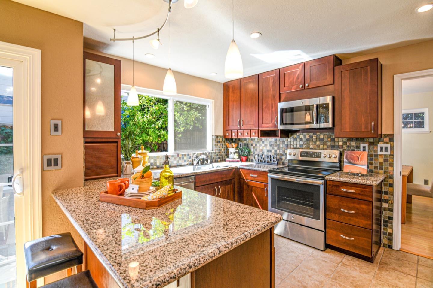 3954 Williams Road San Jose, CA 95117 - Photo 12 of 28 Gallery Image 12