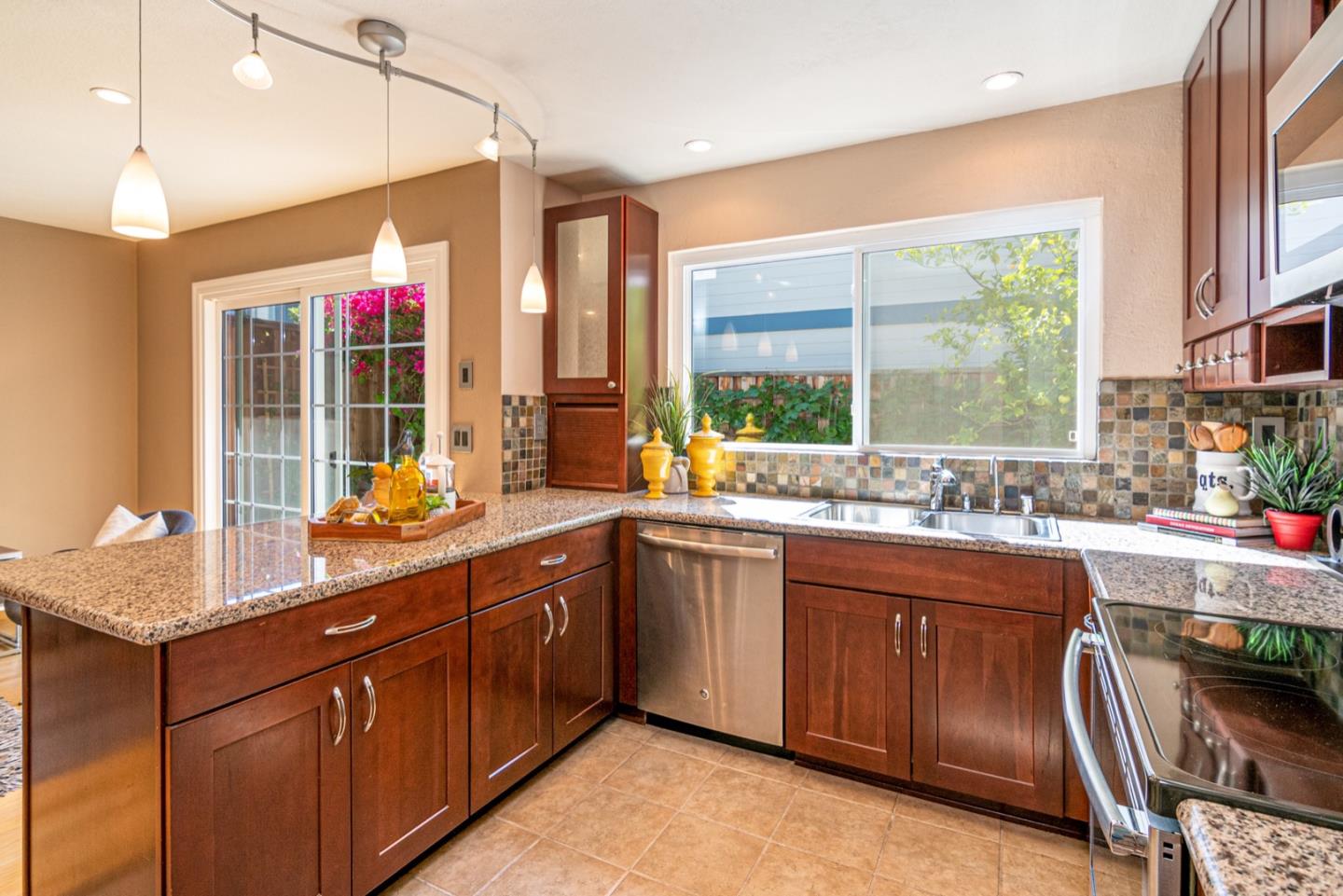 3954 Williams Road San Jose, CA 95117 - Photo 13 of 28 Gallery Image 13