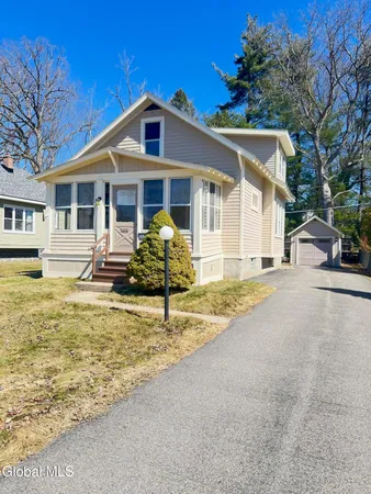 $239,900 | 1182 South Country Club Drive, Niskayuna, NY 12309