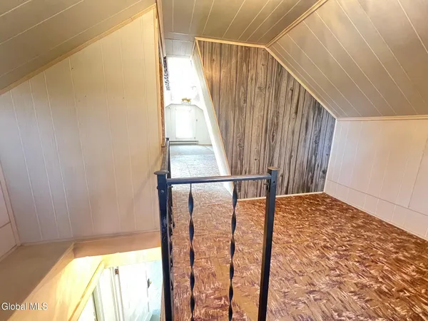 $239,900 | 1182 South Country Club Drive, Niskayuna, NY 12309