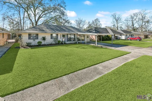 $220,000 | 14972 South Bolivar Drive, Baton Rouge, LA 70819