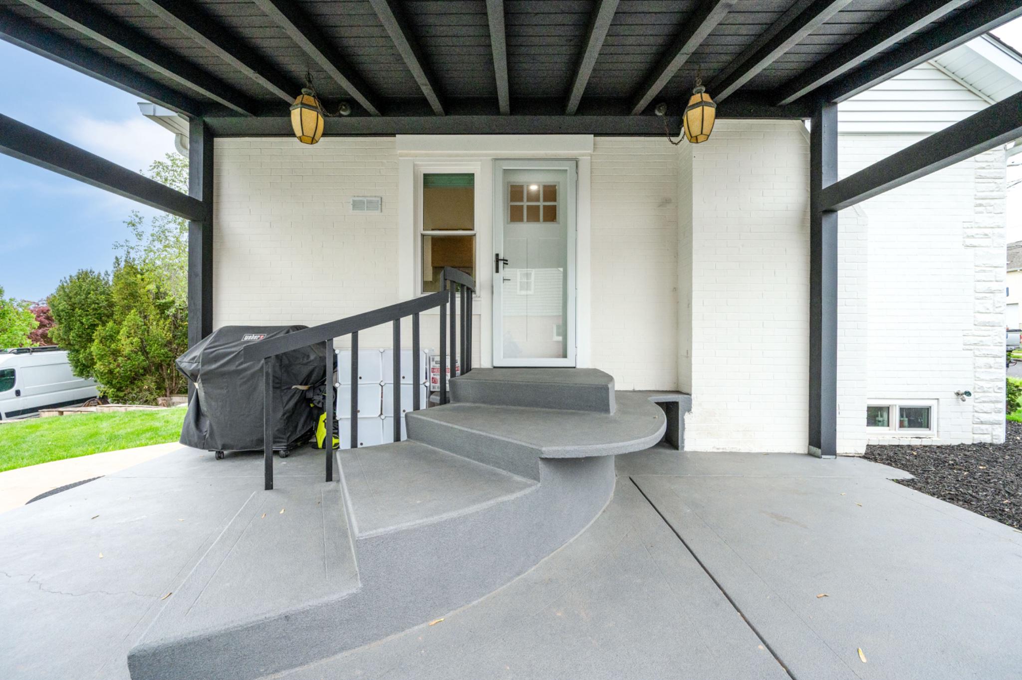 520 Elm Street Denver, PA 17517 - Photo 31 of 39 Inviting side porch.