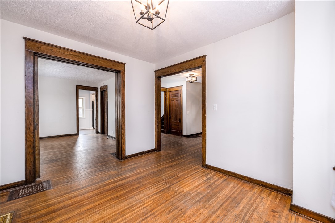 158 Merriman Street Rochester, NY 14607 - Photo 11 of 48