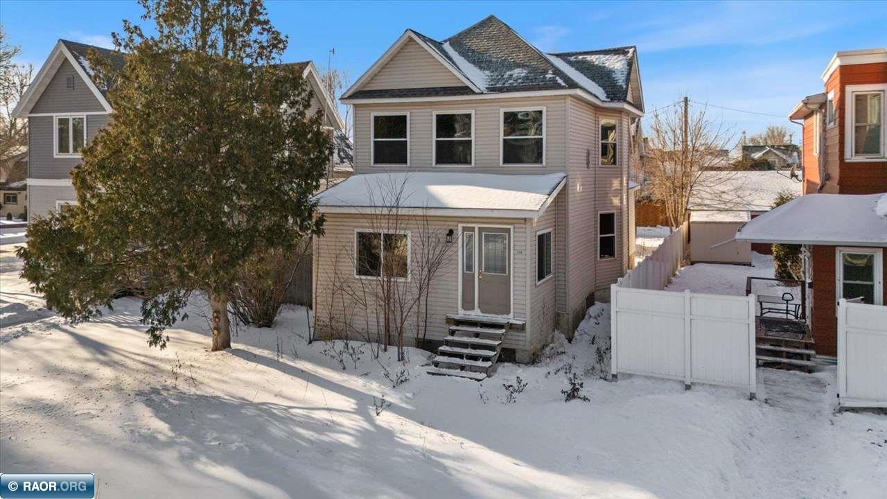 515 South 5th Avenue Virginia, MN 55792 - Photo 1 of 26