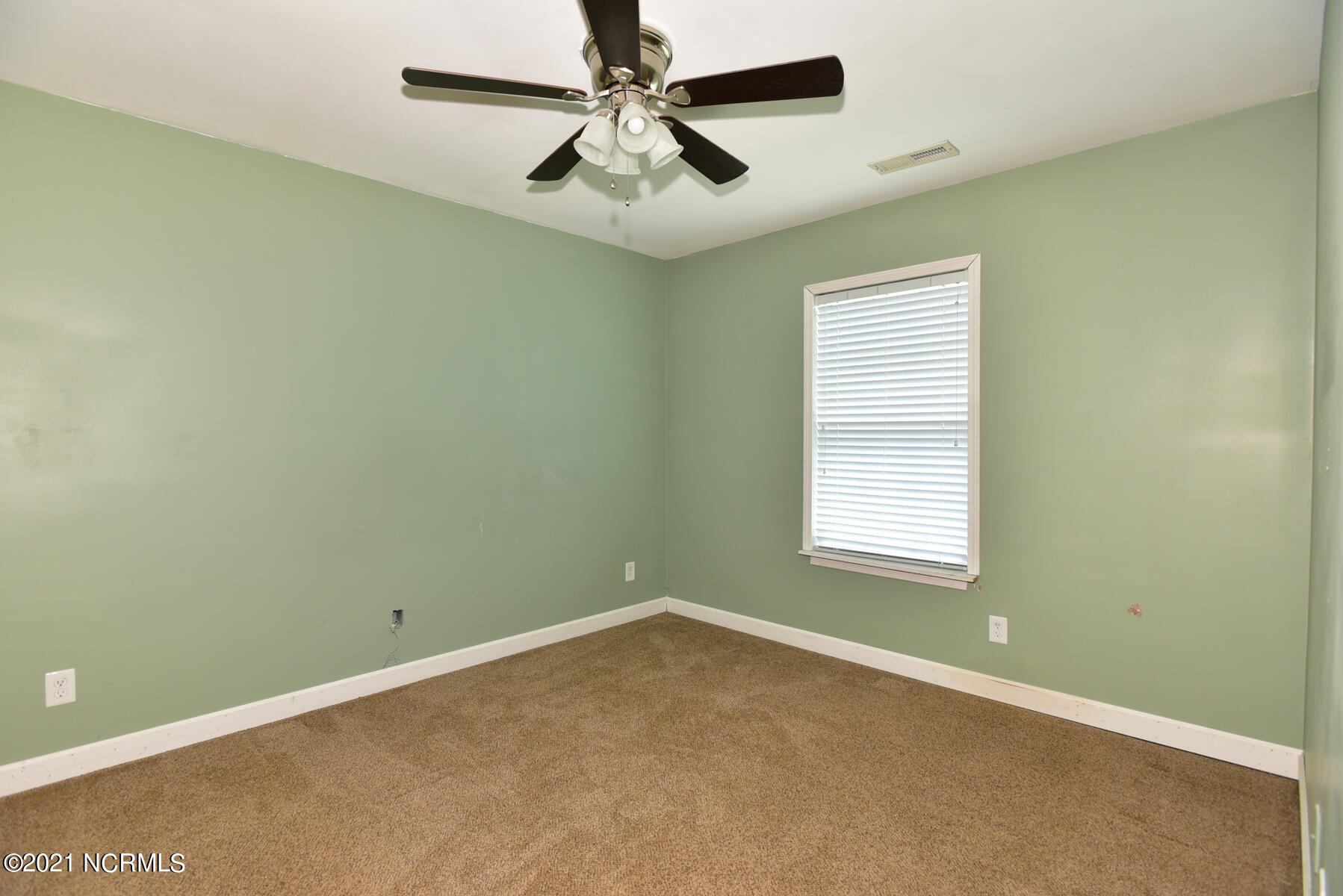 222 Emerald Ridge Road Jacksonville, NC 28546 - Photo 29 of 30 105