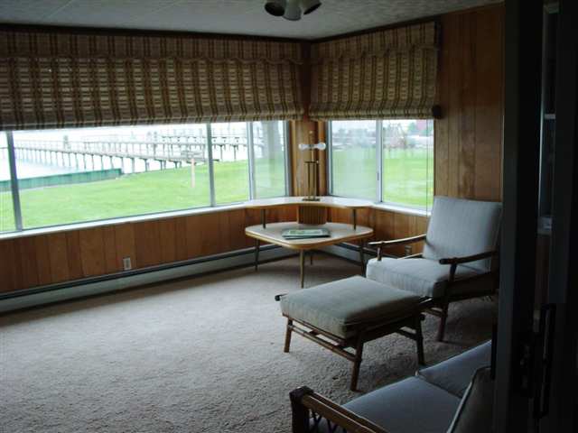 8231 South River Road Marine City, MI 48039 - Photo 17 of 29 31099847-16.JPG