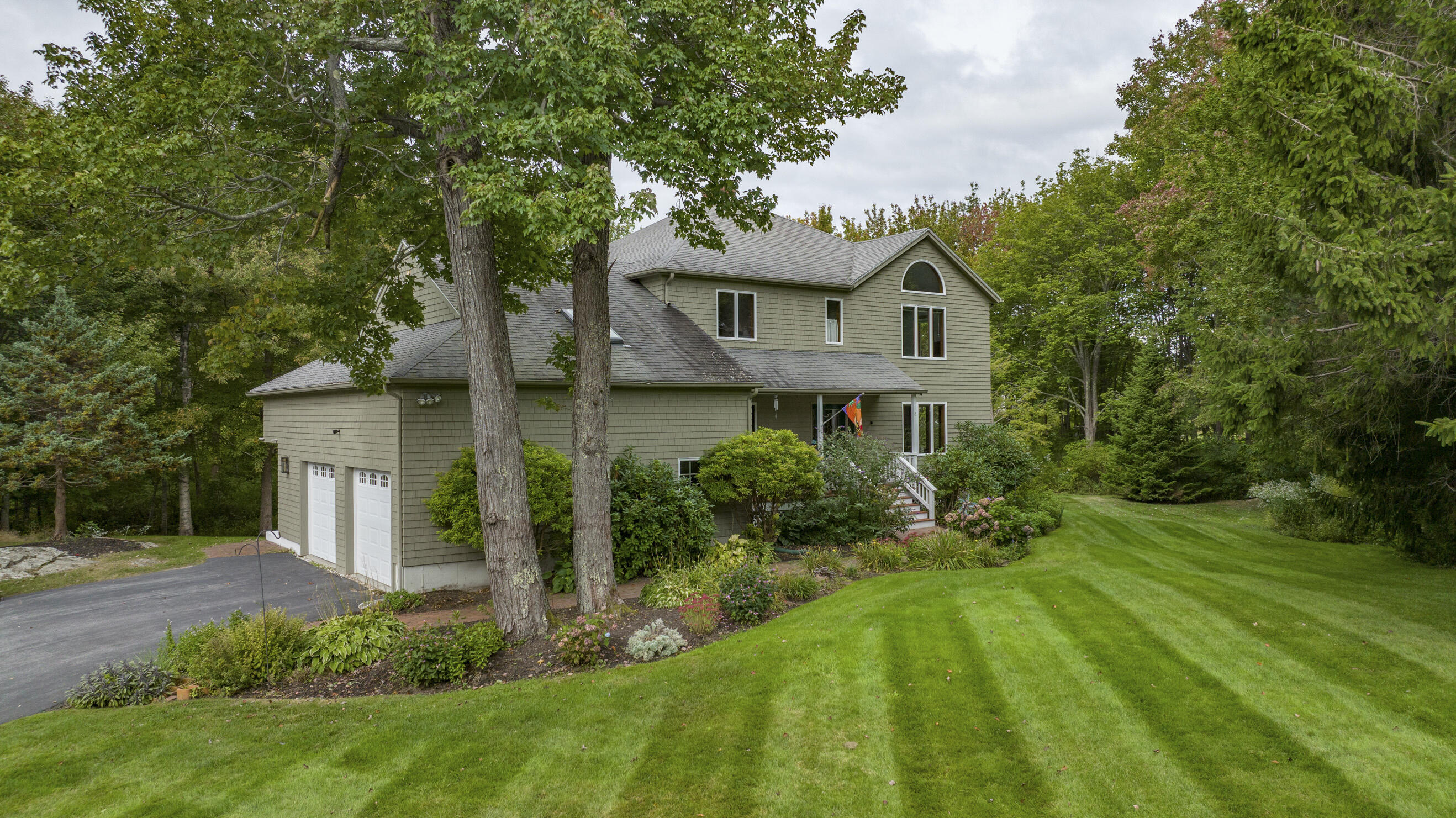 83 Hunts Point Road Cape Elizabeth, ME 04107 - Photo 1 of 39 83 Hunts Point Rd