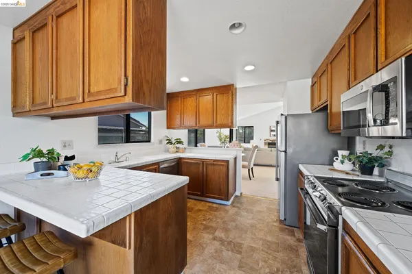 $650,000 | 409 Hazelnut Drive, Oakley, CA 94561