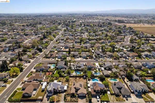 $650,000 | 409 Hazelnut Drive, Oakley, CA 94561