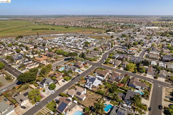 $650,000 | 409 Hazelnut Drive, Oakley, CA 94561