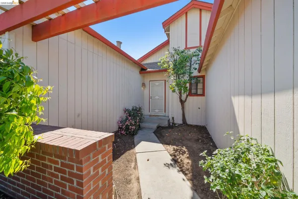 $650,000 | 409 Hazelnut Drive, Oakley, CA 94561