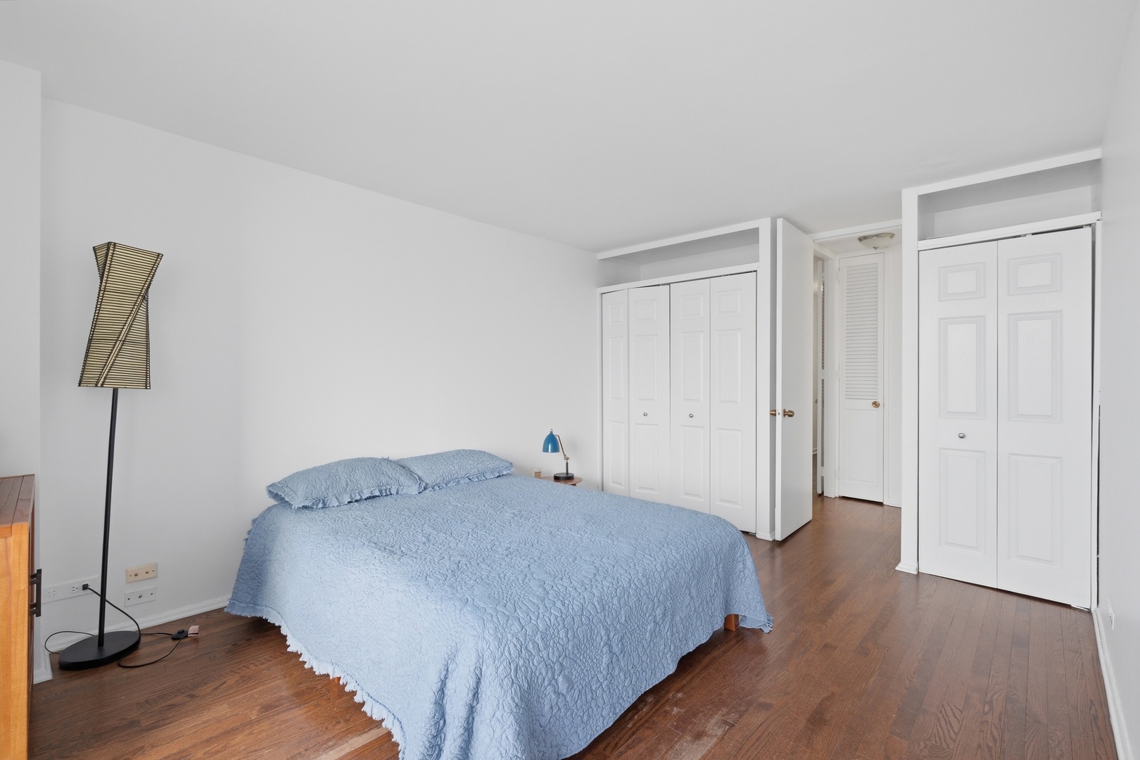720 West Gordon Terrace, Unit 11A Chicago, IL 60613 - Photo 14 of 31