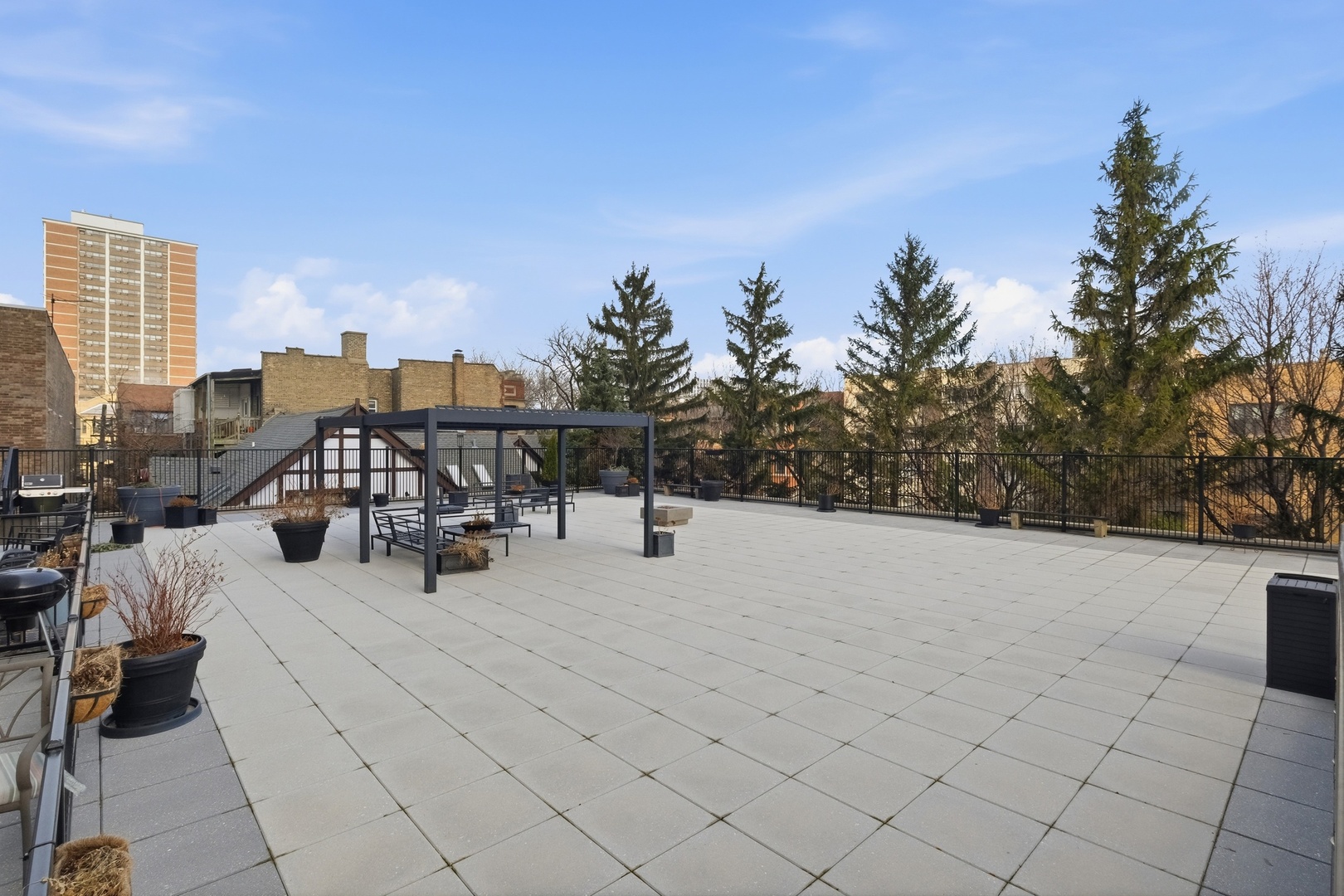 720 West Gordon Terrace, Unit 11A Chicago, IL 60613 - Photo 23 of 31