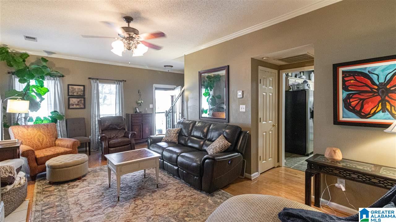 116 Crestmont Lane Pelham, AL 35124 - Photo 5 of 24
