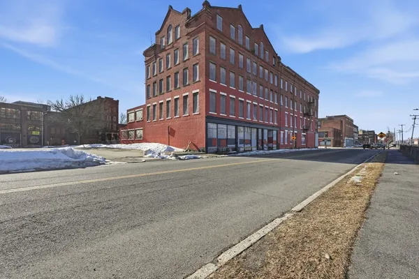 $1,499,000 | 345-363 Dwight Street, Holyoke, MA 01040