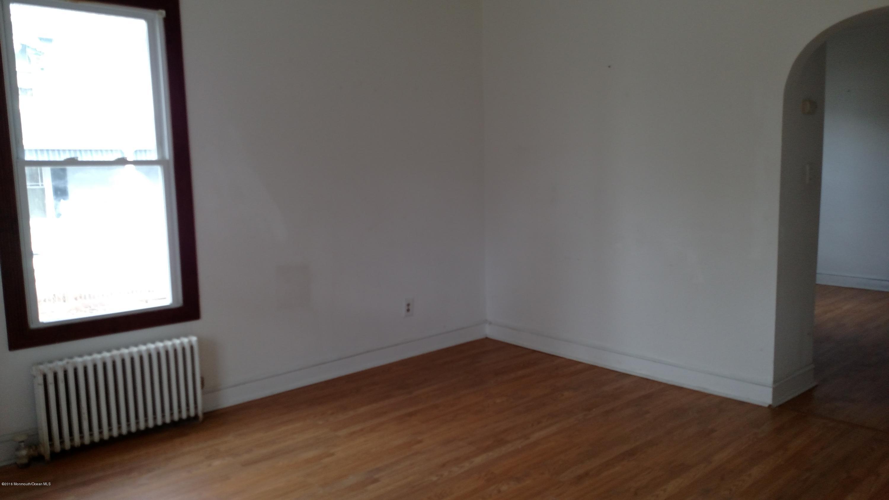 39 Spring Street Red Bank, NJ 07701 - Photo 15 of 24 IMG_20160225_115648361
