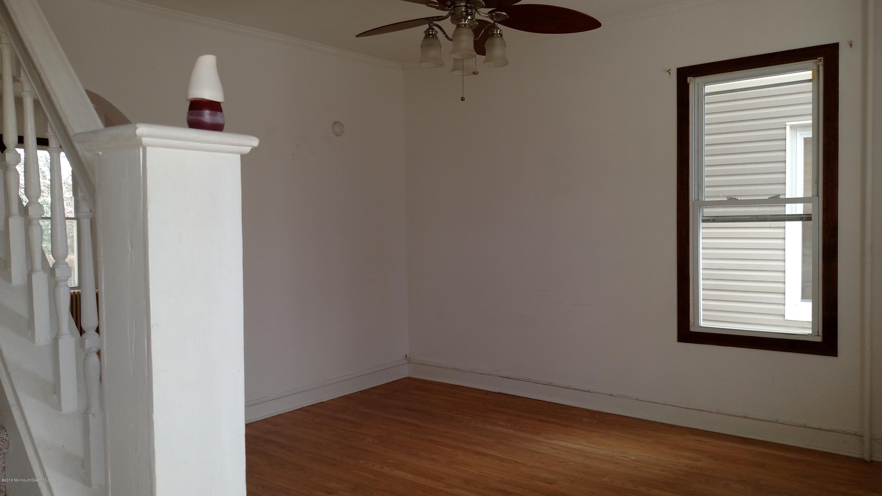 39 Spring Street Red Bank, NJ 07701 - Photo 6 of 24 IMG_20160225_114551873