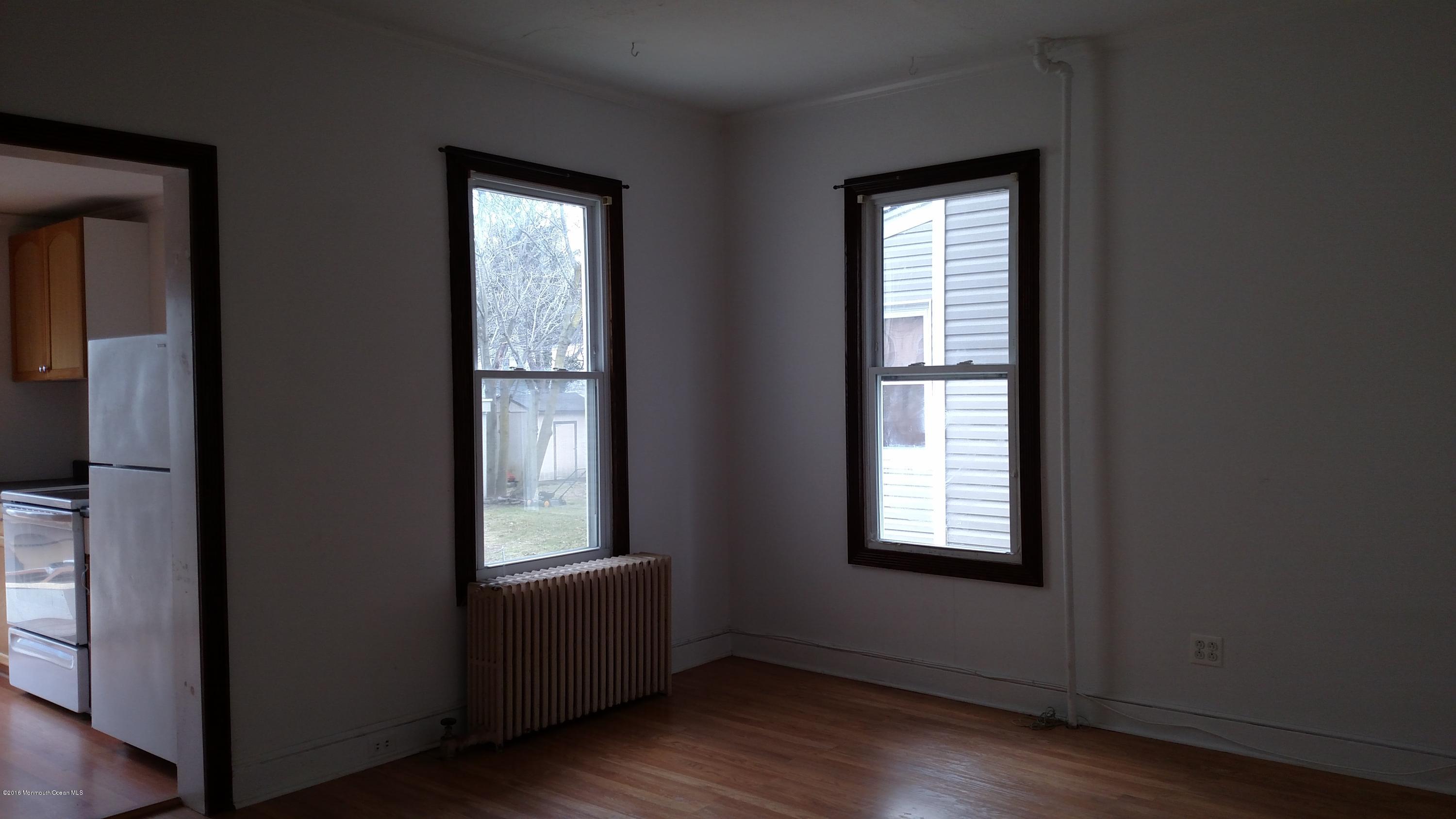 39 Spring Street Red Bank, NJ 07701 - Photo 8 of 24 IMG_20160225_115003966