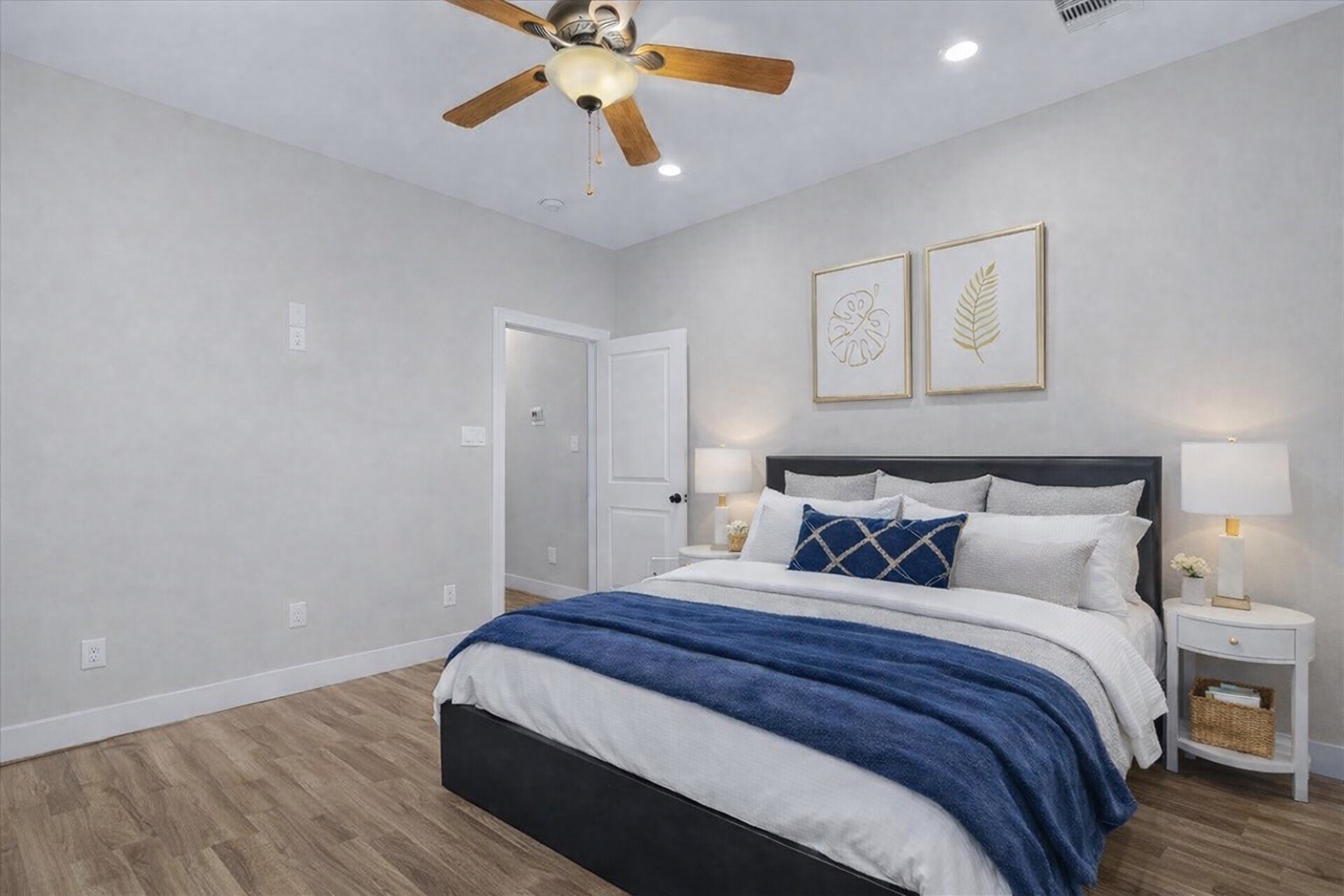 6501 Stratton Street Houston, TX 77023 - Photo 46 of 46 Tertiary bedroom.
