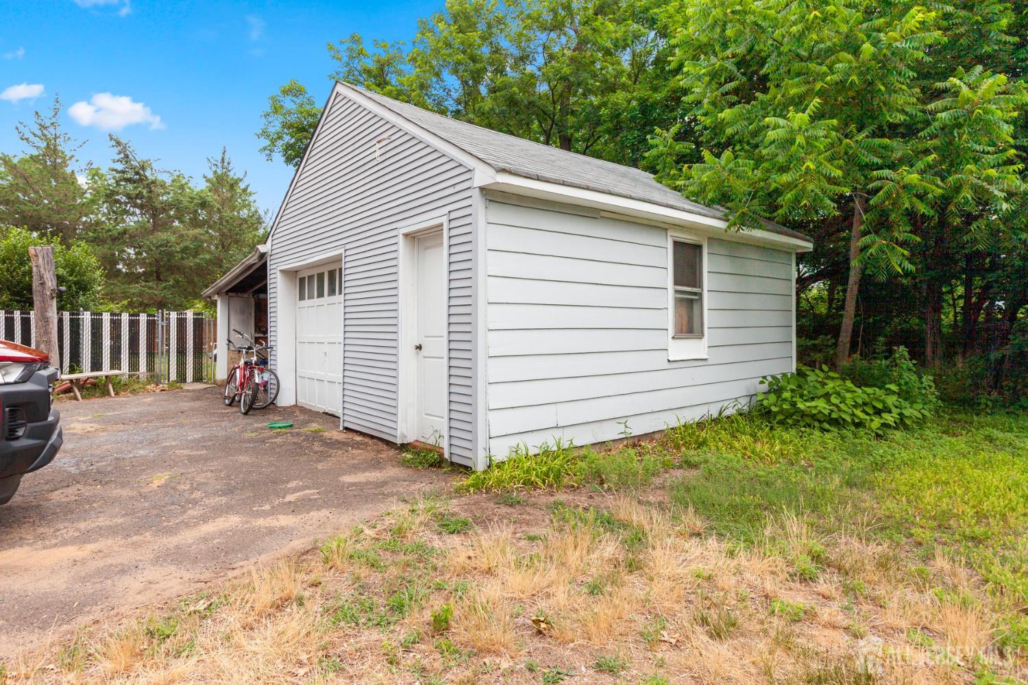 19 Sandfield Road Old Bridge, NJ 08857 - Photo 14 of 16