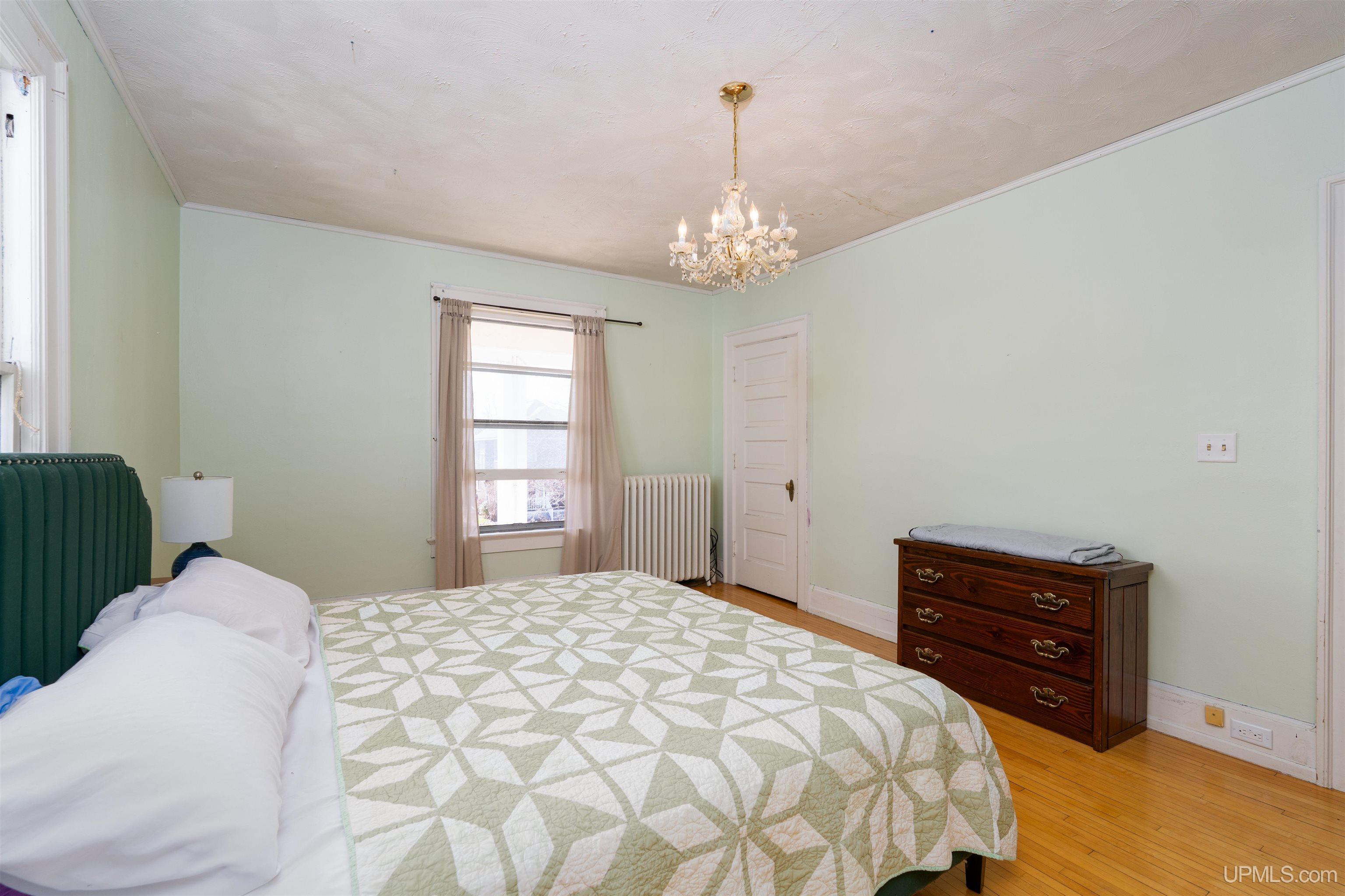 705 South 10th Street Escanaba, MI 49829 - Photo 38 of 45