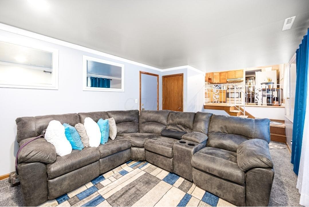 5454 Redwood Road Columbus, OH 43229 - Photo 21 of 43 Gallery Image 21