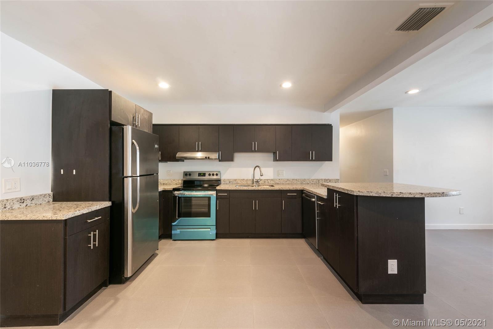 2933 Southwest 24th Terrace Miami, FL 33145 - Photo 5 of 13