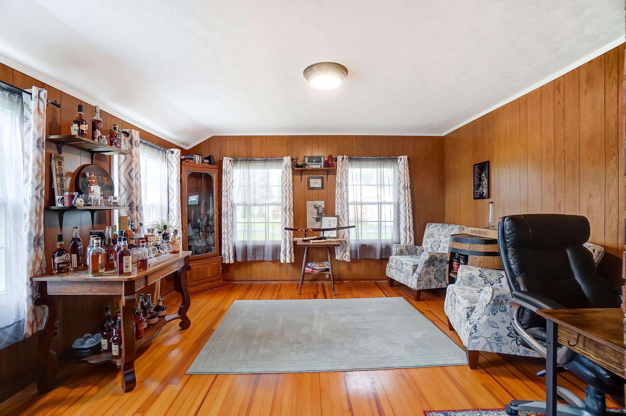 4804 Middle Urbana Road Springfield, OH 45503 - Photo 10 of 53 009