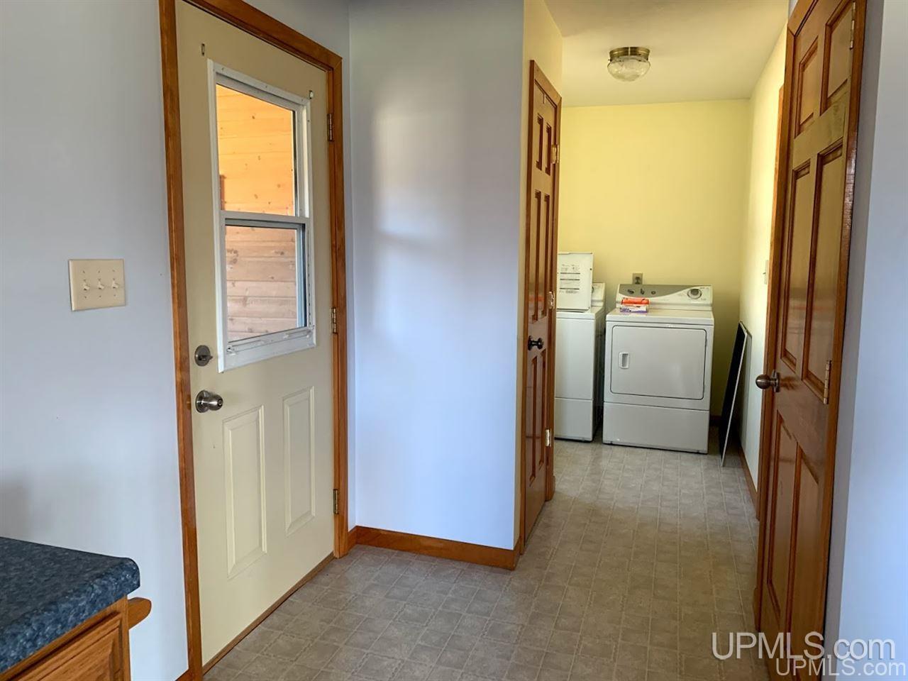 3080 14th Road Escanaba, MI 49829 - Photo 12 of 30