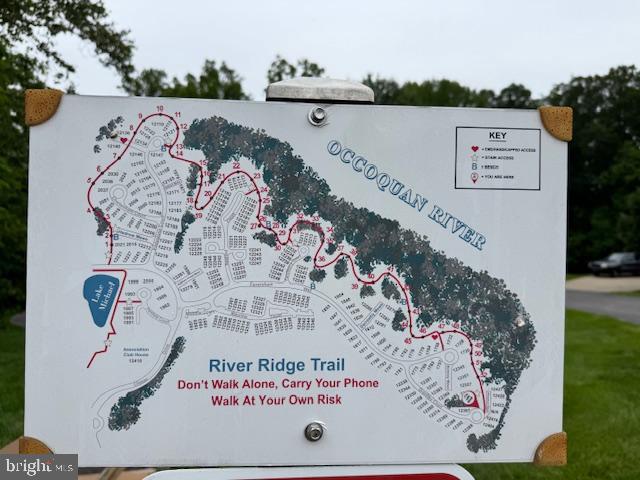 1720 Faversham Way Woodbridge, VA 22192 - Photo 12 of 30 a view of a swimming pool with an outdoor seating