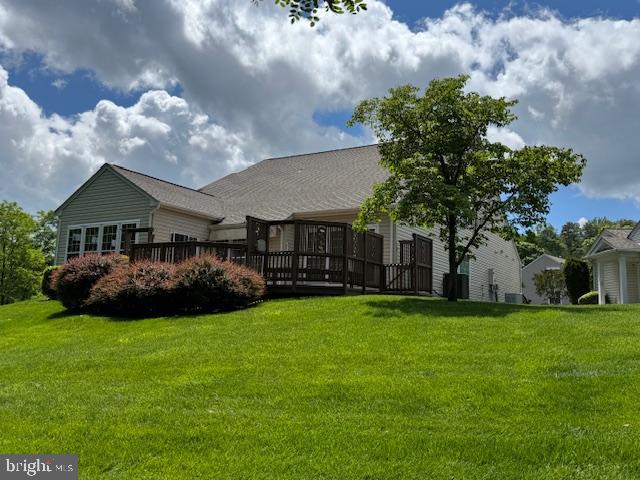 1720 Faversham Way Woodbridge, VA 22192 - Photo 2 of 30 a view of a house with a big yard potted plants and large tree