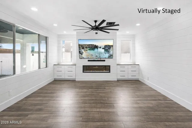 $735,000 | 721 North Pheasant Drive, Gilbert, AZ 85234