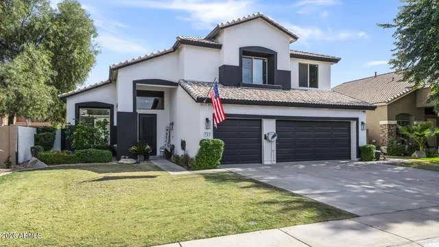 $735,000 | 721 North Pheasant Drive, Gilbert, AZ 85234