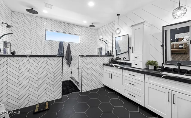 $735,000 | 721 North Pheasant Drive, Gilbert, AZ 85234