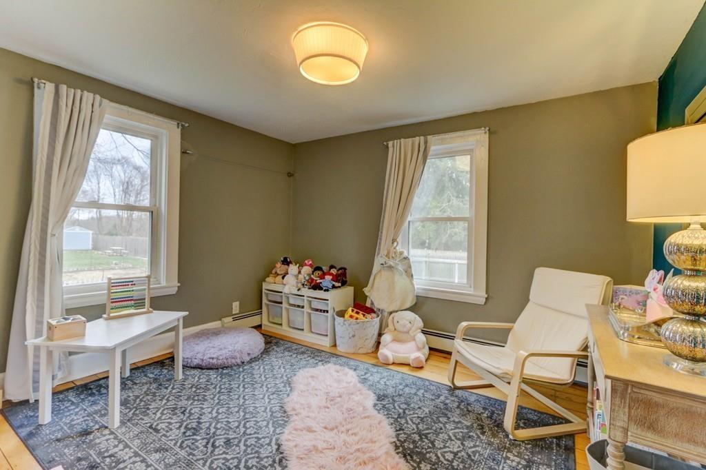 172 Spring Street Walpole, MA 02081 - Photo 5 of 38 Gallery Image 5