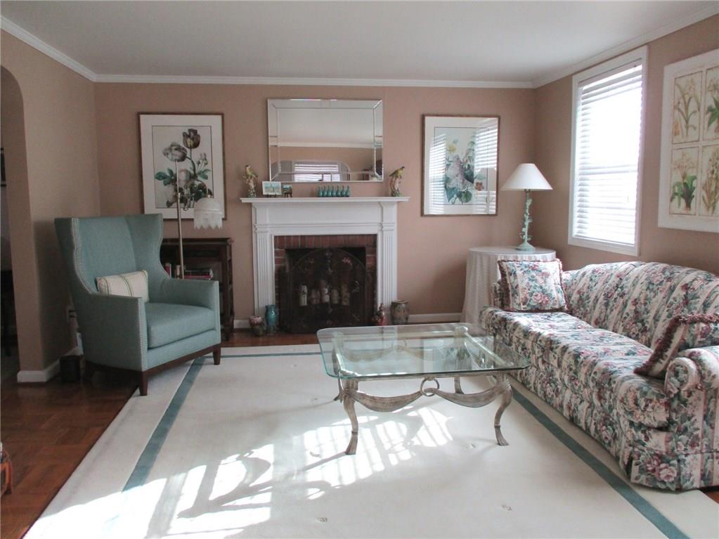1066 Old Gate Road Blackridge, PA 15235 - Photo 2 of 19 Gallery Image 2