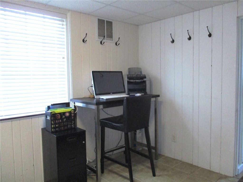 1066 Old Gate Road Blackridge, PA 15235 - Photo 12 of 19 Gallery Image 12