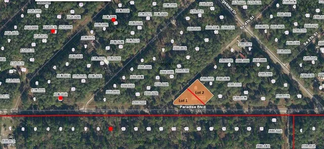 a view of a tennis court