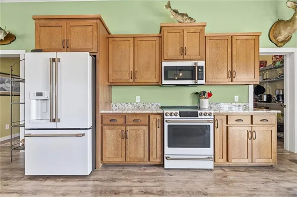 $1,100,000 | 2354 65th Street, Bronson, KS 66716