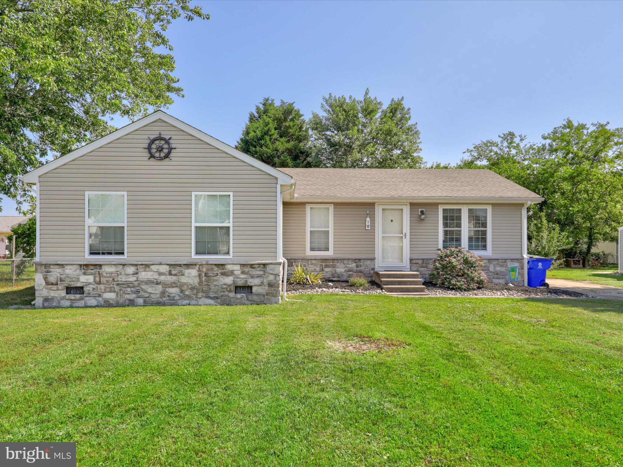 16 David Road Ocean View, DE 19970 - Photo 2 of 30