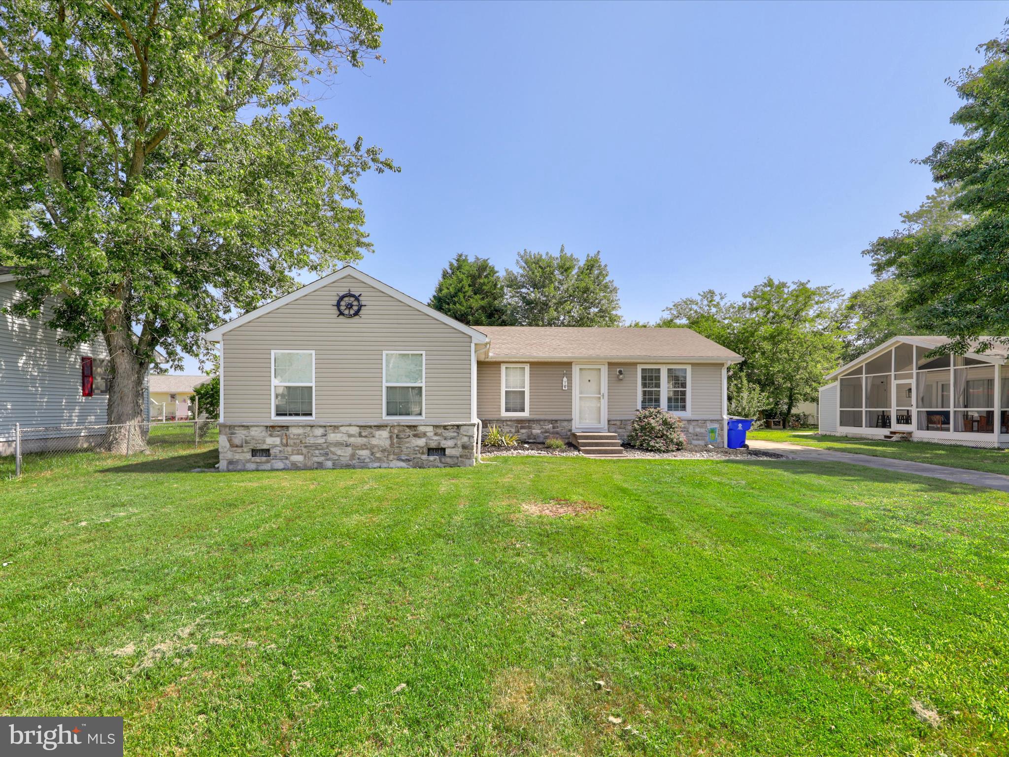 16 David Road Ocean View, DE 19970 - Photo 3 of 30