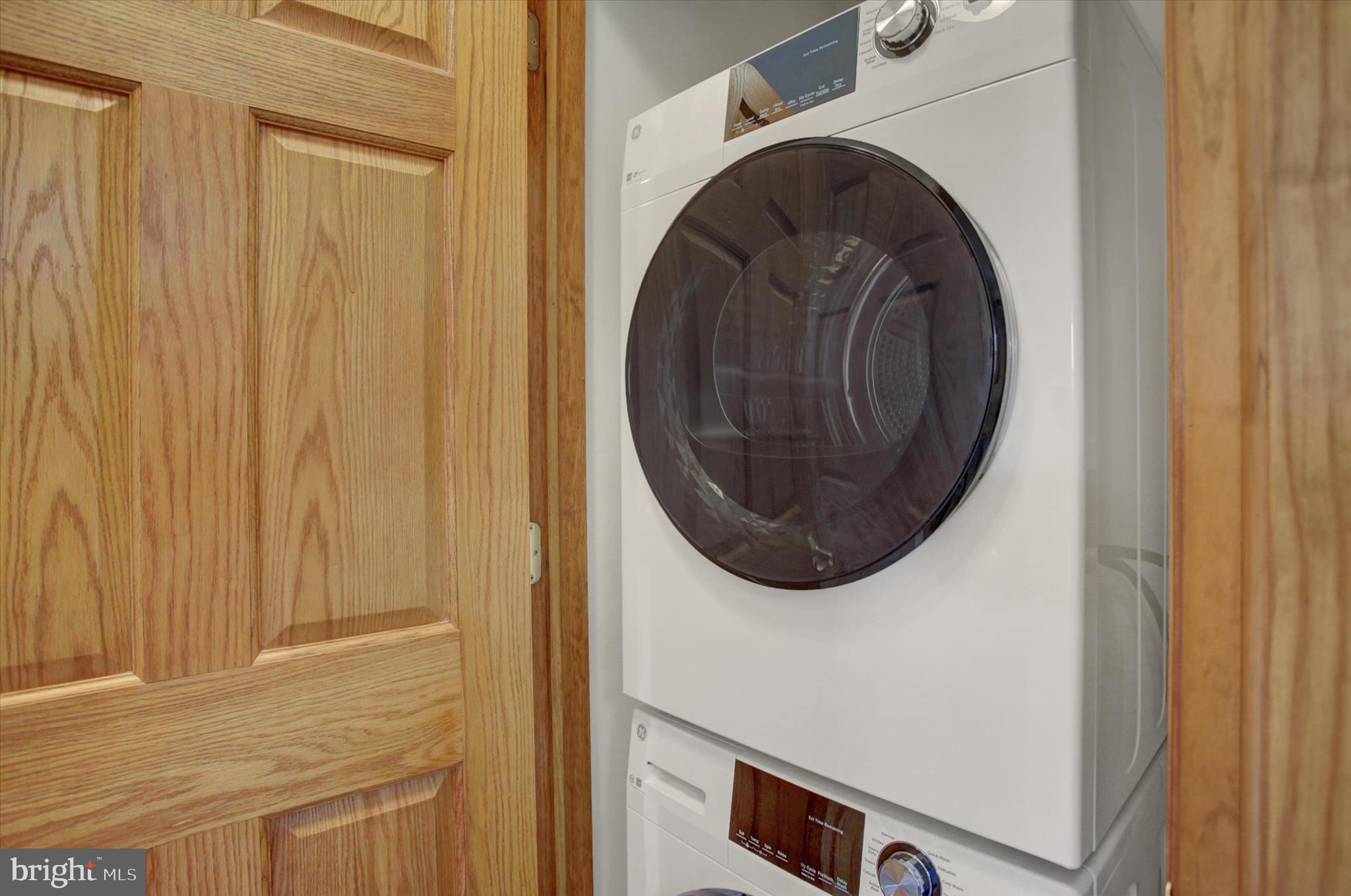 18514 Indian Cottage Road Hagerstown, MD 21742 - Photo 12 of 56 a close up view of a washer and dryer