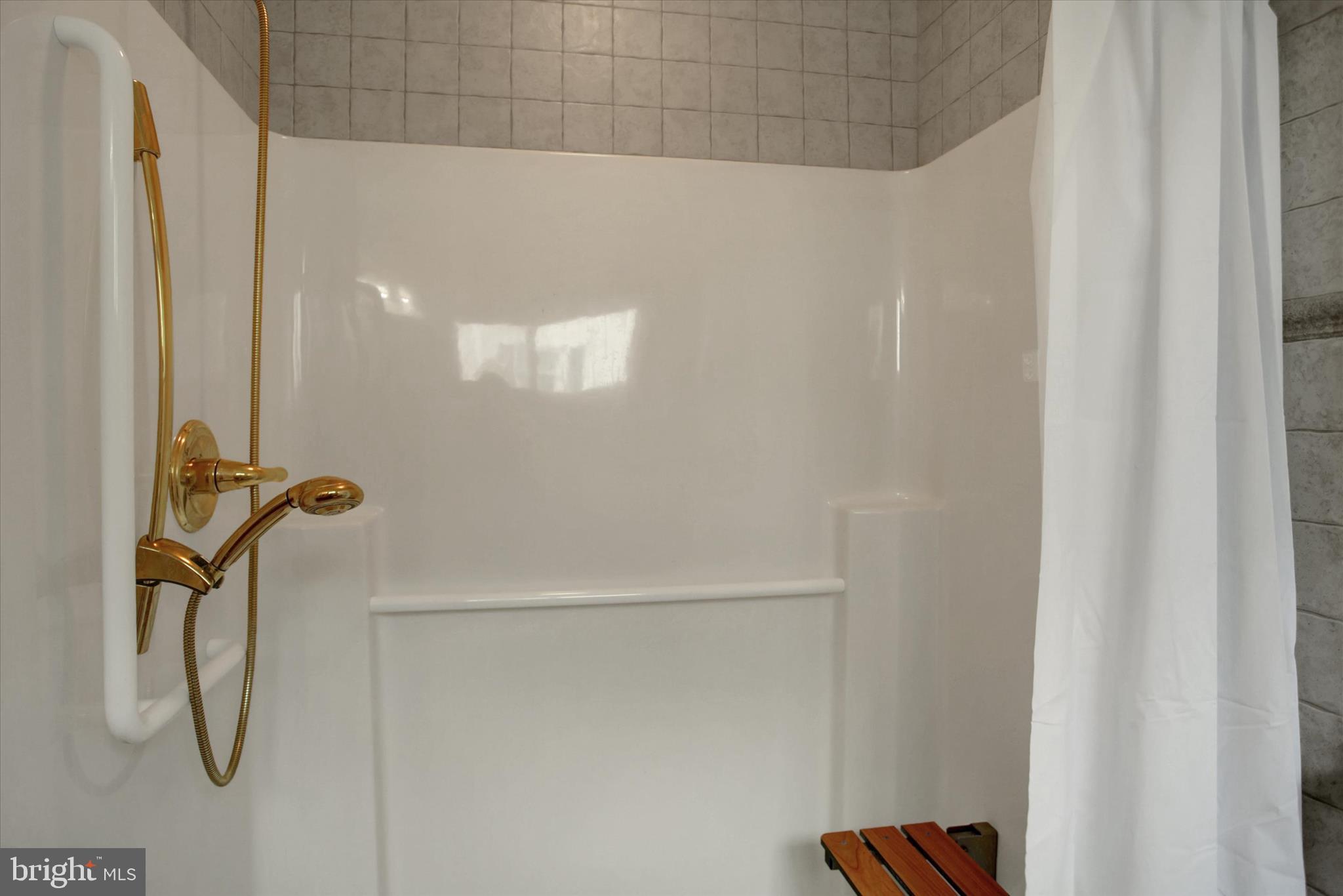 18514 Indian Cottage Road Hagerstown, MD 21742 - Photo 14 of 56 a bathroom with a shower