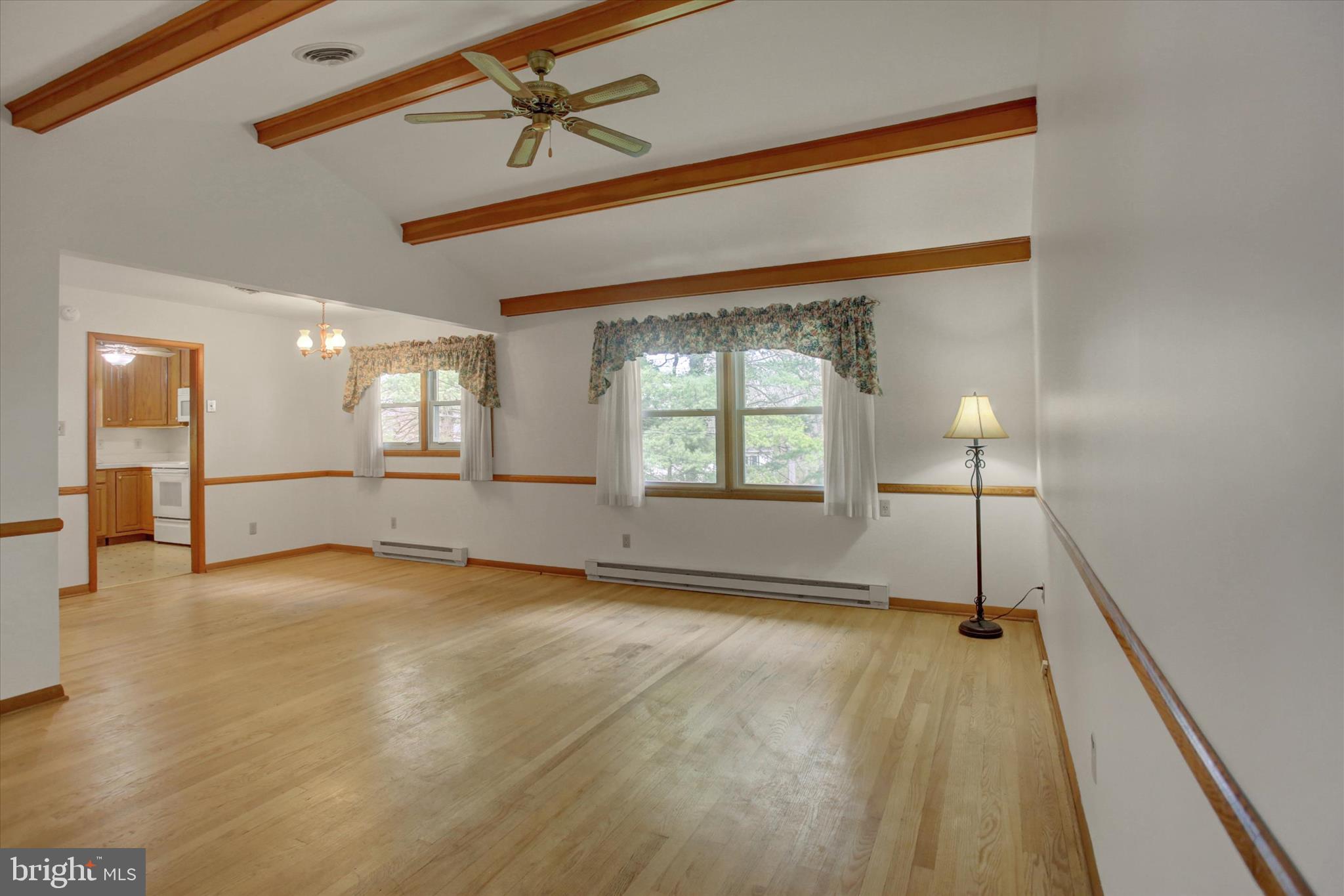 18514 Indian Cottage Road Hagerstown, MD 21742 - Photo 23 of 56 a view of an empty room with a window
