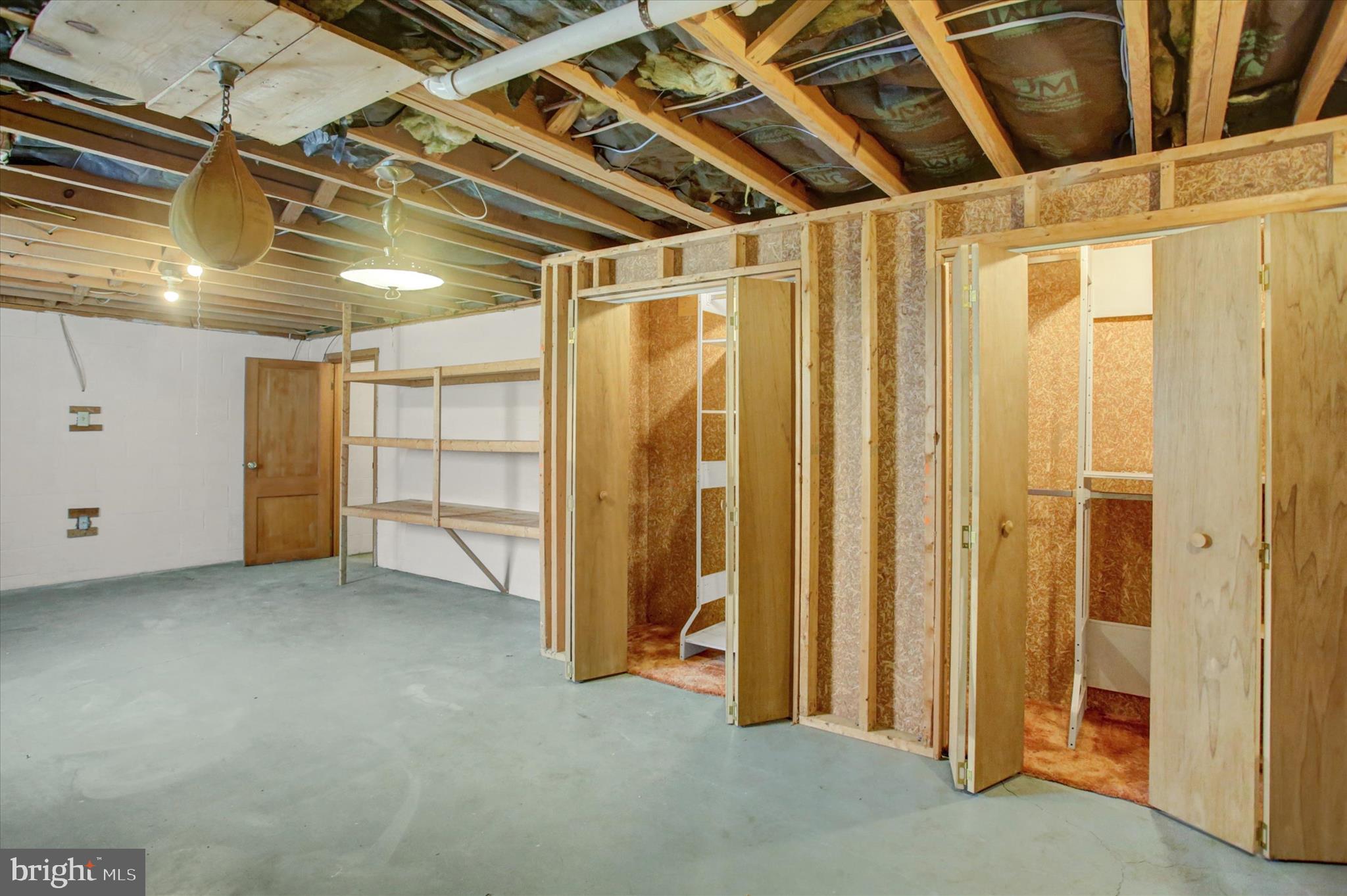 18514 Indian Cottage Road Hagerstown, MD 21742 - Photo 43 of 56 a view of an empty room