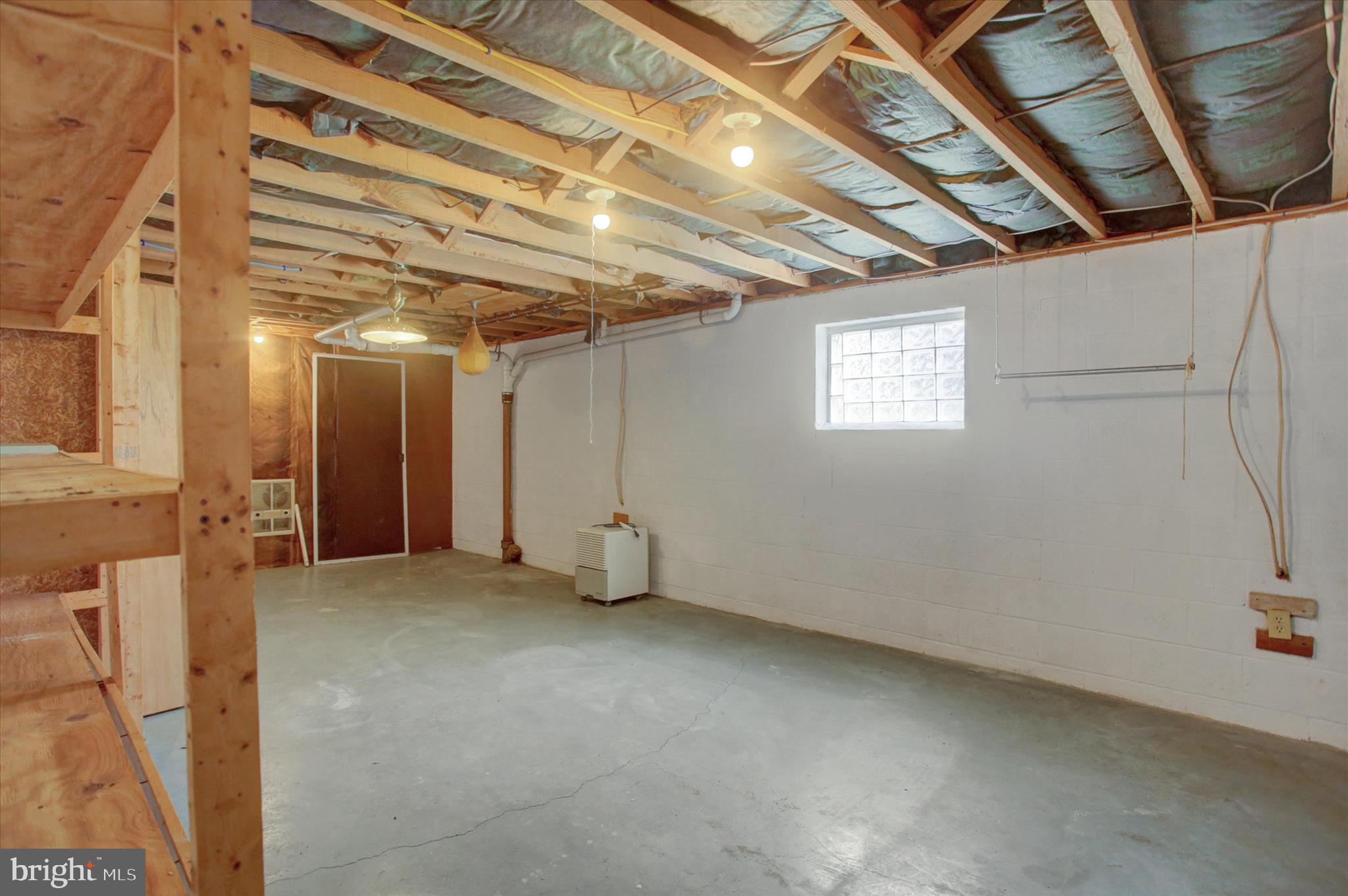 18514 Indian Cottage Road Hagerstown, MD 21742 - Photo 45 of 56 a view of an empty room