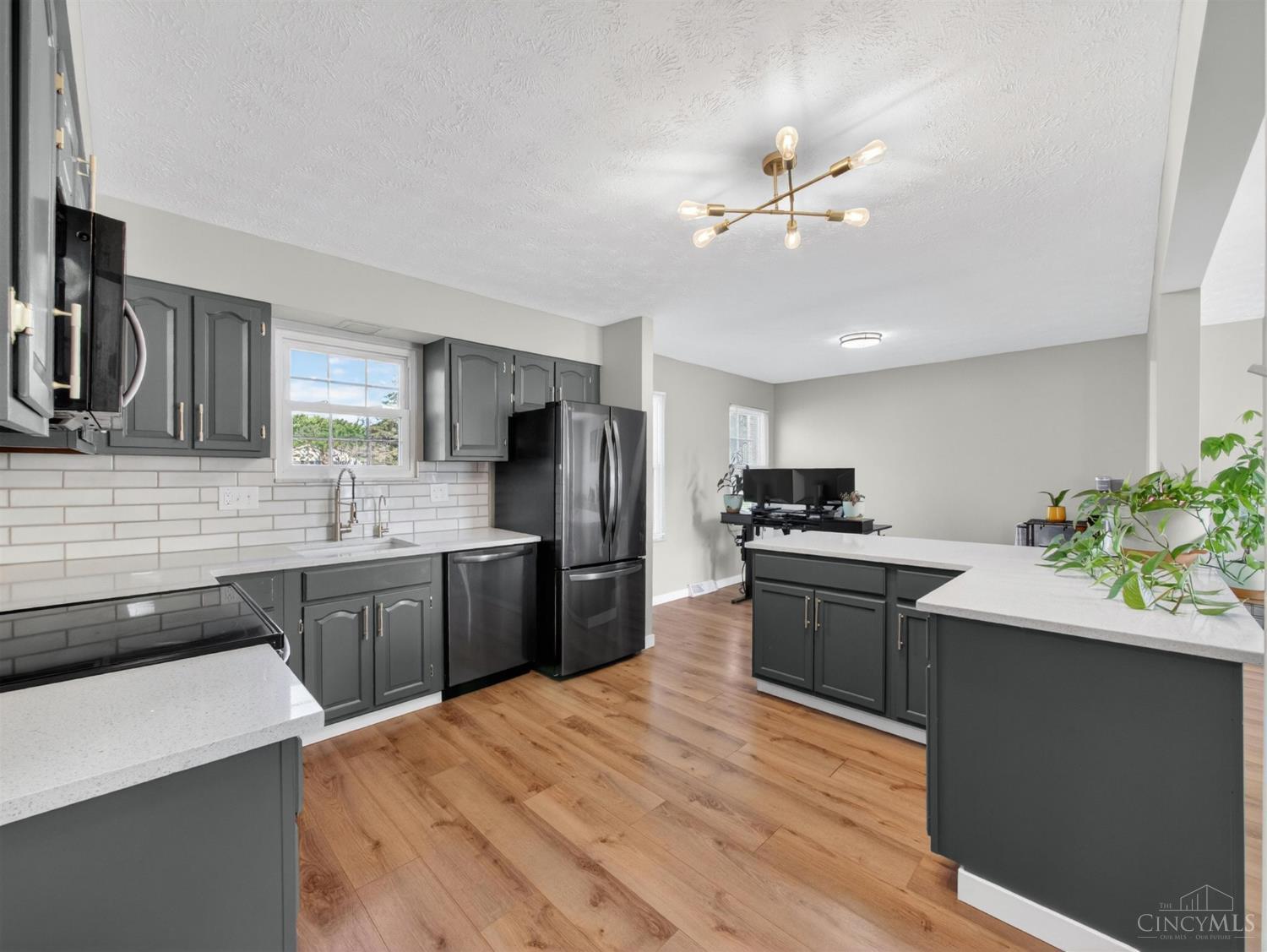 8713 Cox Road West Chester, OH 45069 - Photo 20 of 49