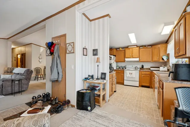 $139,000 | 66 Country Skyline Boulevard, Weathersfield, VT 05089