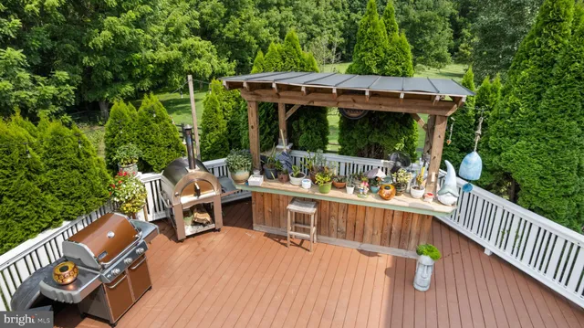 $689,000 | 114 Willow Grove Mill Drive, Middletown, DE 19709